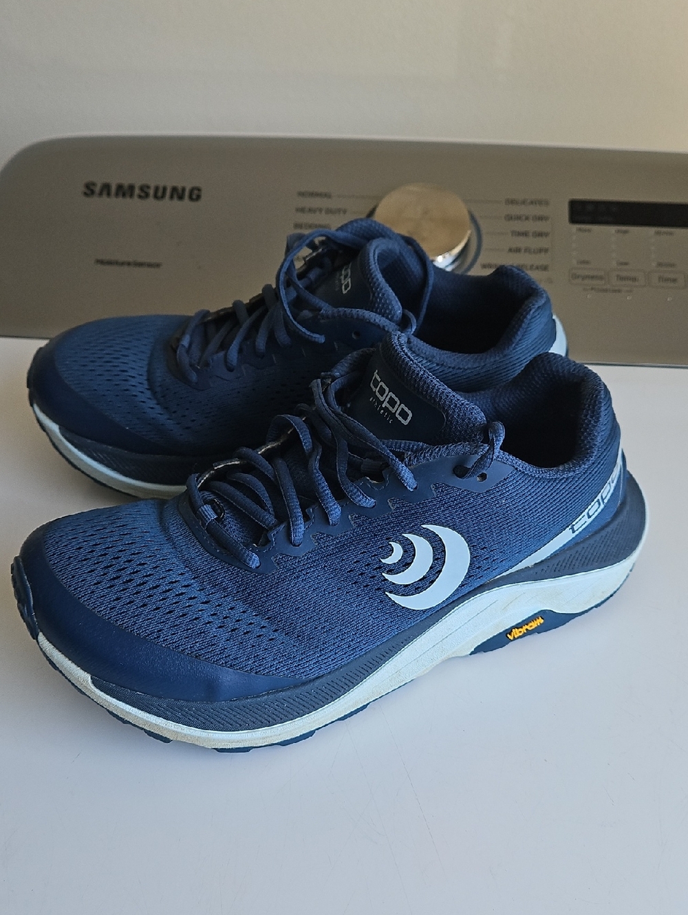 Topo Athletic Ultraventure 3 Womens Shoes Sz 9 Trail Running Navy Blue Sneaker